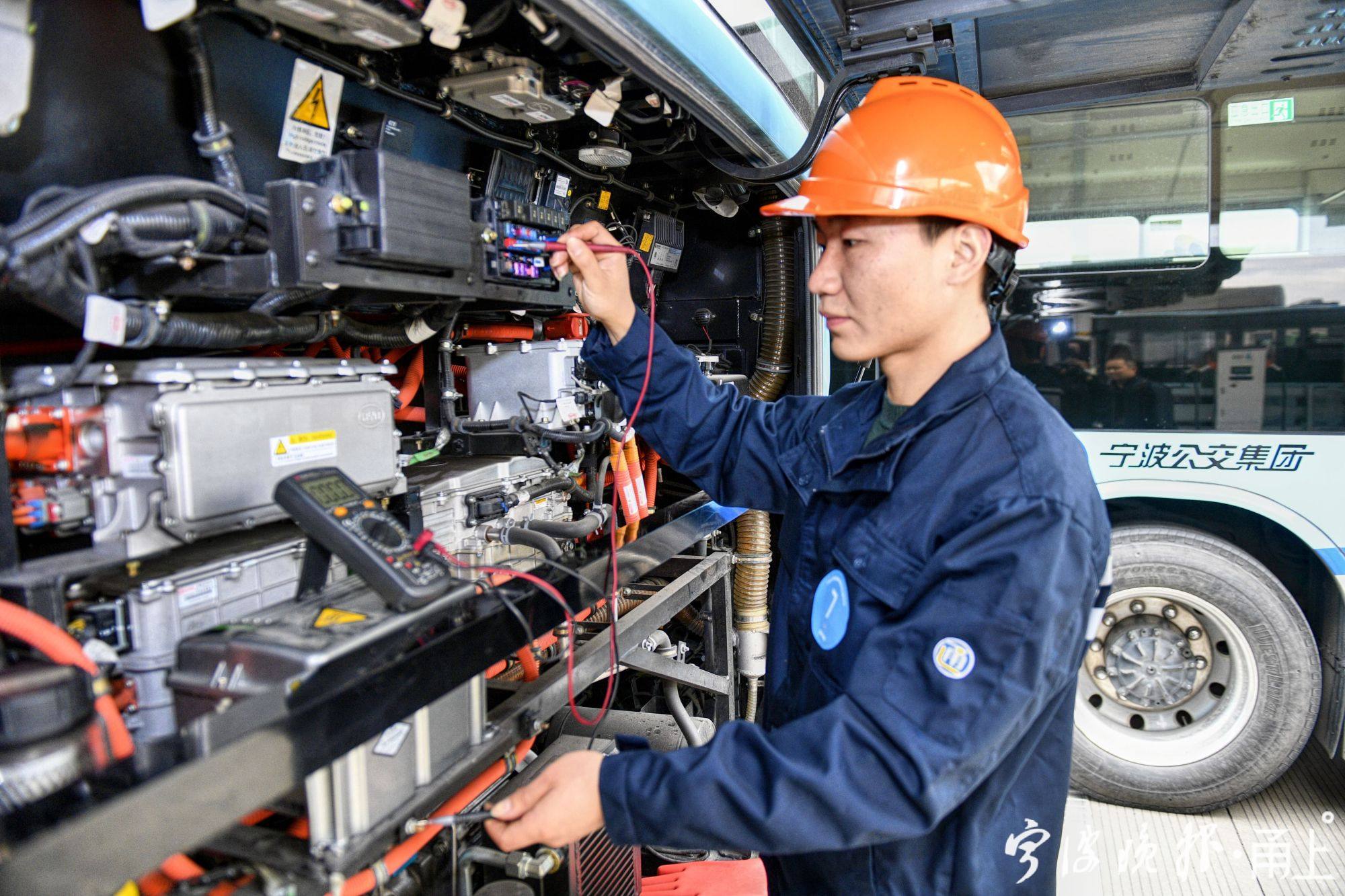 新能源车周报：海南新能源汽车渗透率超66%